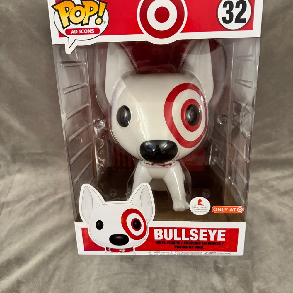 Target Bullseye Vinyl Figure - White and Red